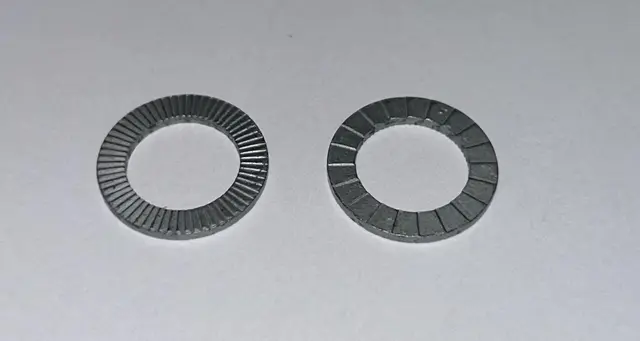 Konisk bolt med skive og låsemutter M16-50mm 